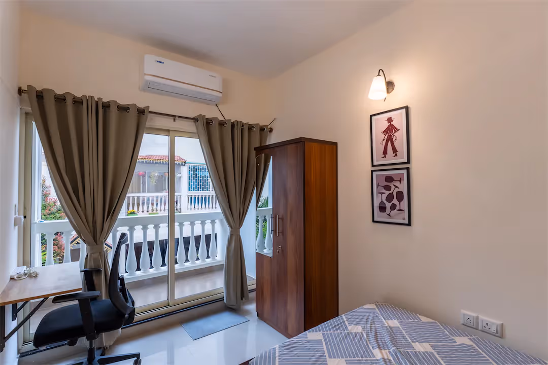 Woodside, Indiranagar - Main