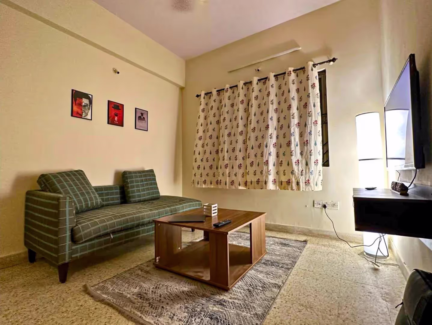Old Charm, Indiranagar - Main