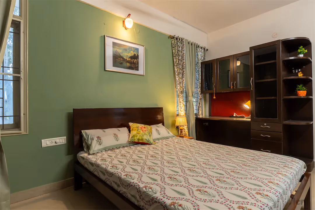 Pearl, Indiranagar - Main