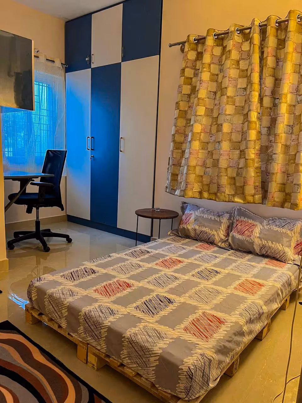 Modern Condo, Kalyan Nagar - Main