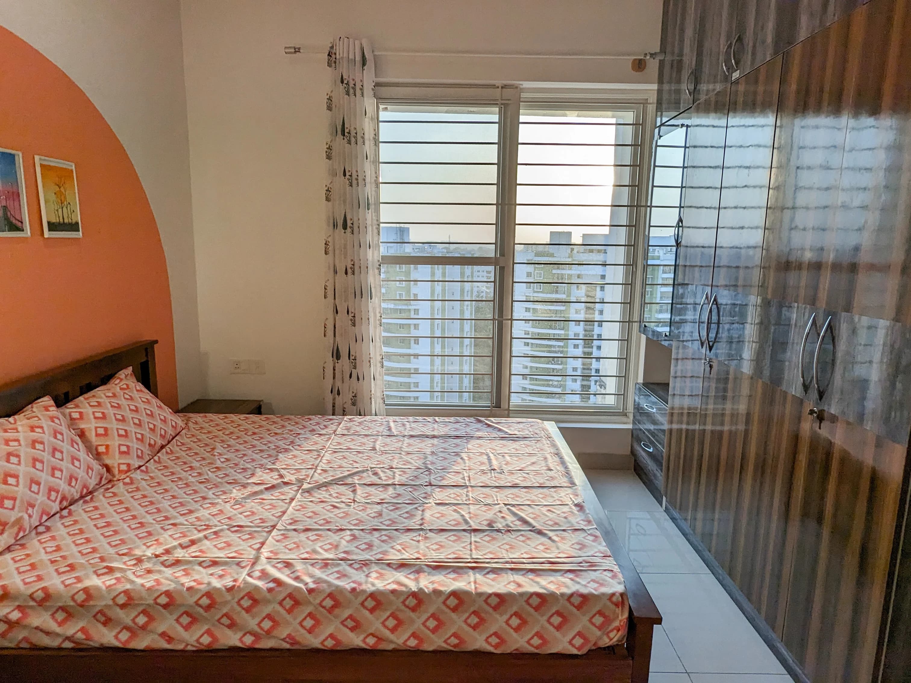 Lakeview Penthouse, HSR Extension - Main
